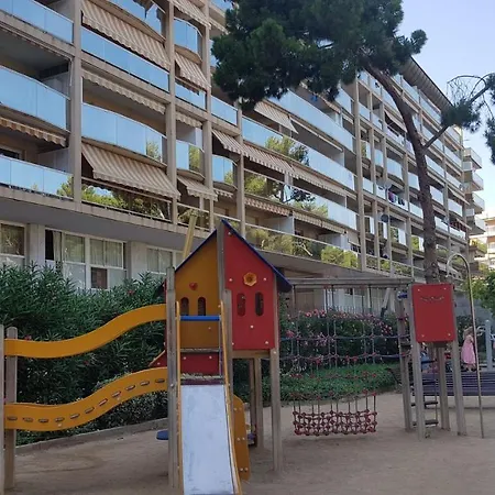 Park Vip Apartment Salou