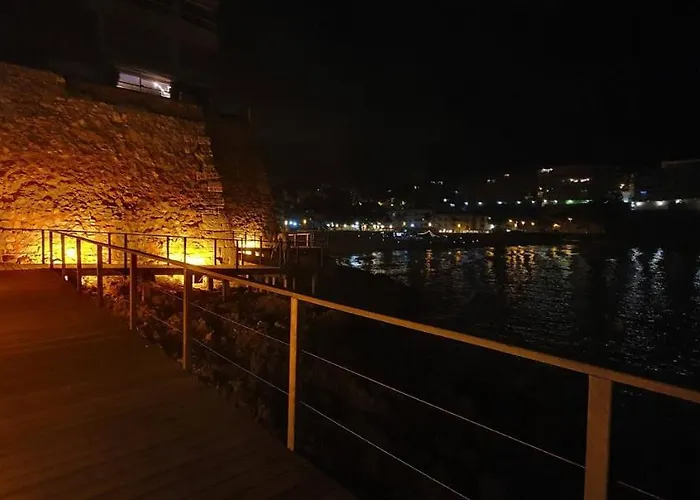 דירה Park Vip סאלו