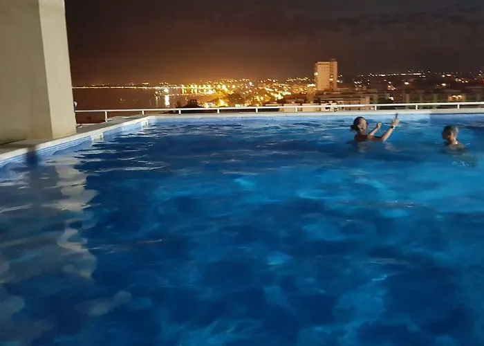 דירה Park Vip סאלו